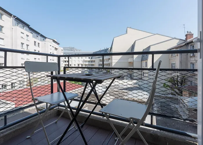Apparts Seasons - Saint Etienne - La Terrasse